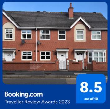 House Number 4 Sleeps Up To 4 With Smart Tvs In Every Room Wellington  Exterior photo